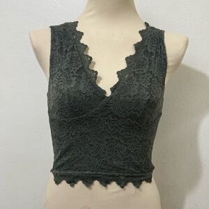ReoRia Charcoal Lace Crop Top